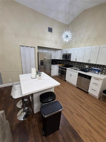7454 NW 34th Street, Lauderhill, FL 33319