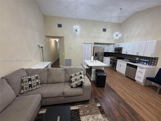 7454 NW 34th Street, Lauderhill, FL 33319