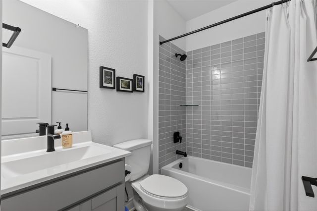 7219 Sparrow Valley Trail, Katy, TX 77493