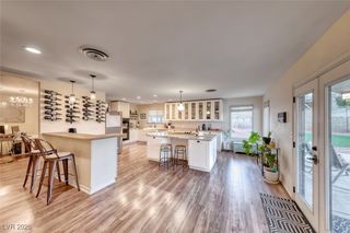 2735 Torrey Pines Drive, Las Vegas, NV 89146