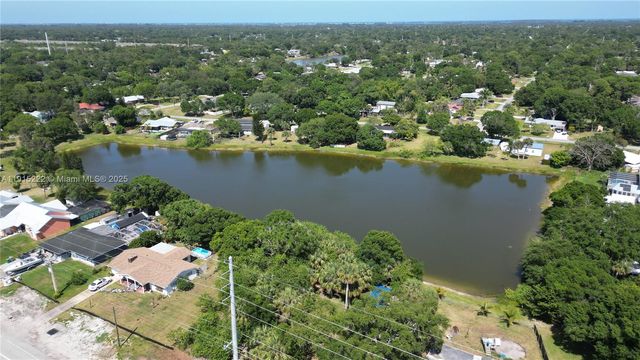 6501 Emerson Ave, Fort Pierce, FL 34951