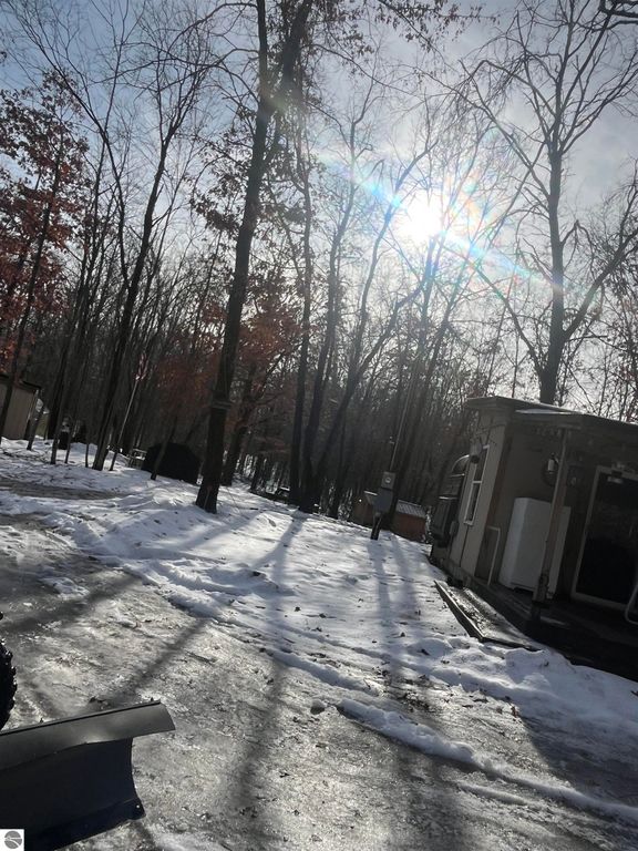 Image 5 of property listing at 7907 W Weidman Road, Weidman, MI 48893