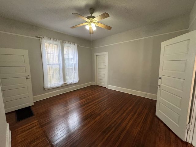 1700 FAXON AVE, Memphis, TN 38112