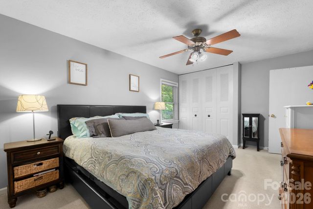 216 Davis Drive, Morganton, NC 28655