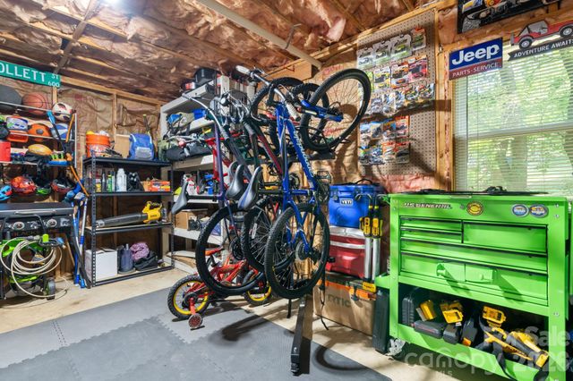 216 Davis Drive, Morganton, NC 28655