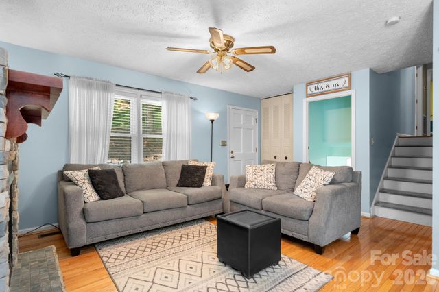 216 Davis Drive, Morganton, NC 28655