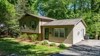 216 Davis Drive, Morganton, NC 28655