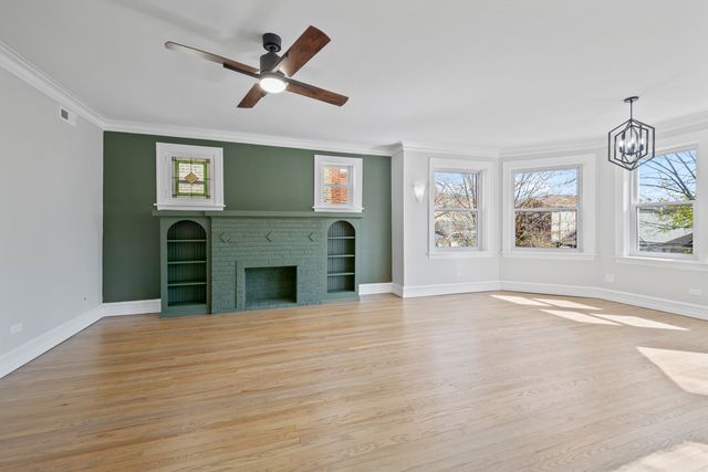 4834 N Springfield Avenue 2, Chicago, IL 60625