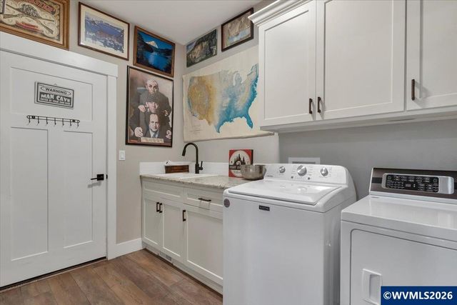 431 Grant St, Silverton, OR 97381