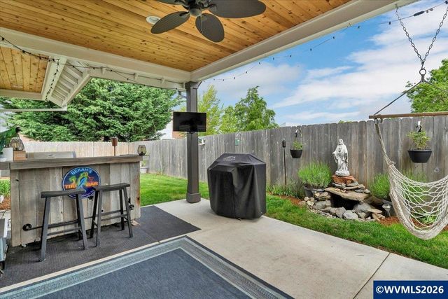 431 Grant St, Silverton, OR 97381