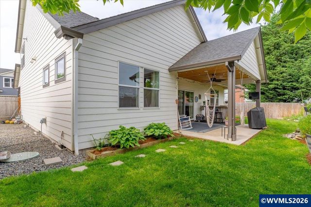 431 Grant St, Silverton, OR 97381
