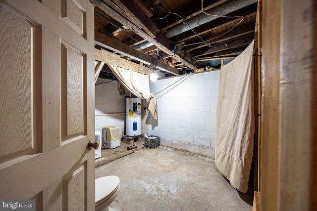 91 STEHLEY LN, Falling Waters, WV 25419