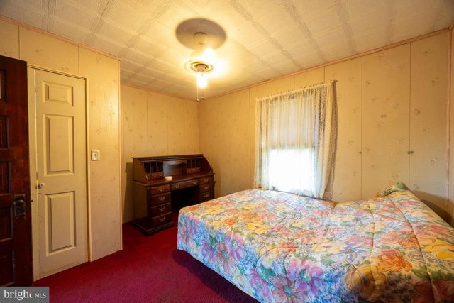 91 STEHLEY LN, Falling Waters, WV 25419