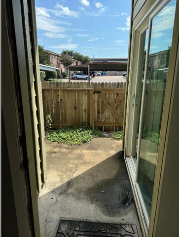 18800 Egret Bay Boulevard 711, Webster, TX 77058