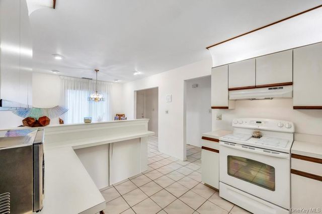 113 Birchwood Road, Coram, NY 11727