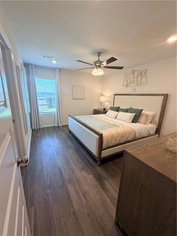3451 S Bayou Alley, Fayetteville, AR 72701