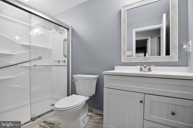 5004 NICHOLAS RD, Waldorf, MD 20601
