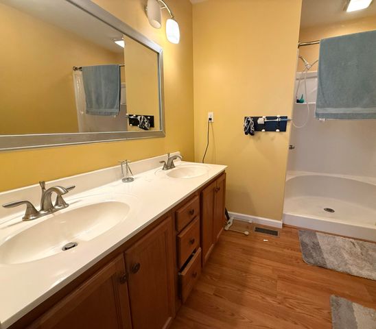 1716 Liberty Road, Eubank, KY 42567