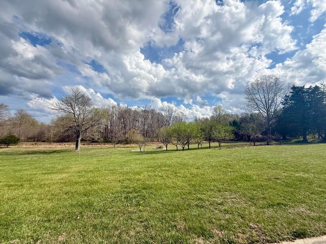 1716 Liberty Road, Eubank, KY 42567