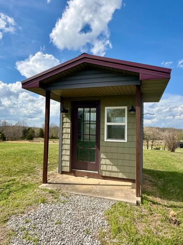 1716 Liberty Road, Eubank, KY 42567