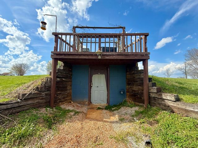 1716 Liberty Road, Eubank, KY 42567