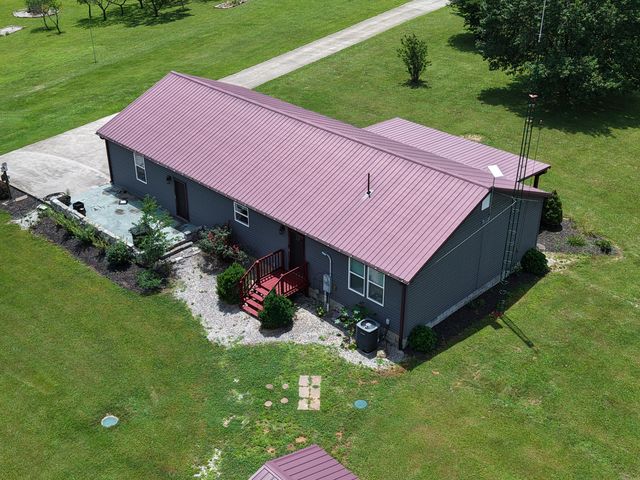 1716 Liberty Road, Eubank, KY 42567