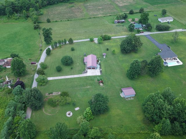 1716 Liberty Road, Eubank, KY 42567