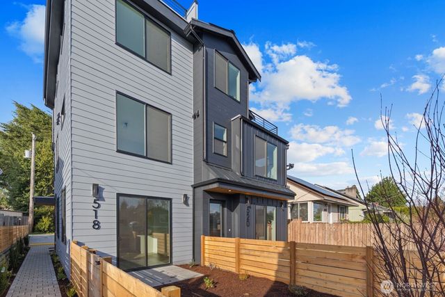 518 N 102nd Street, Seattle, WA 98133