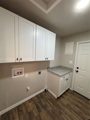 105 Paige Street, Weatherford, TX 76088