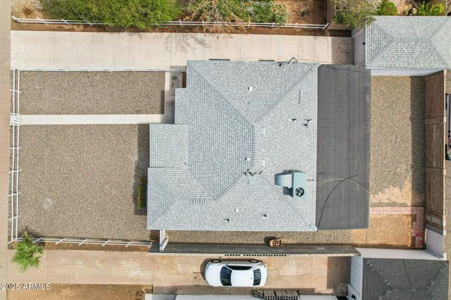 511 E CHEERY LYNN Road, Phoenix, AZ 85012