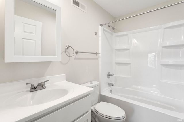 1015 Allen Street, South Bend, IN 46616