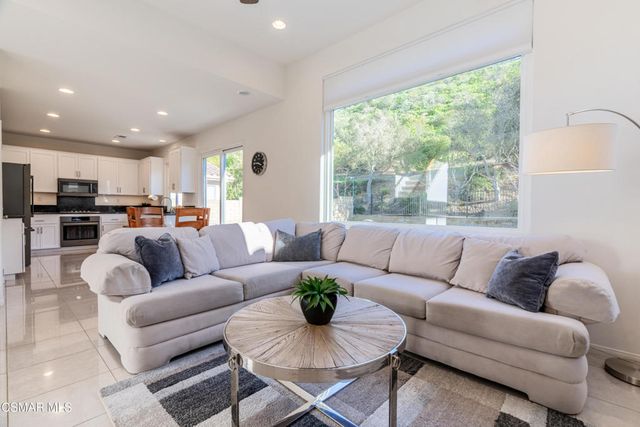 4406 Camino De La Rosa, Newbury Park, CA 91320