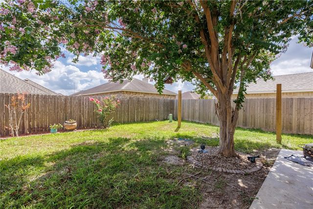 14422 Chantilly Dr, Corpus Christi, TX 78410