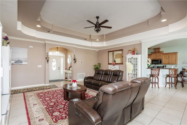 14422 Chantilly Dr, Corpus Christi, TX 78410