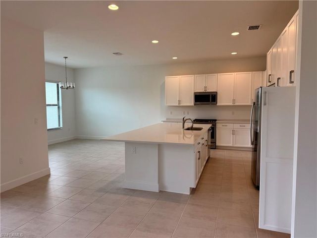20885 Thistle Leaf LN, Estero, FL 33928