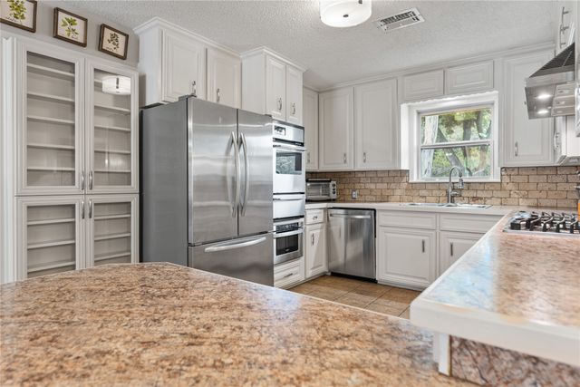 4325 Shady Glen Drive, Waco, TX 76708