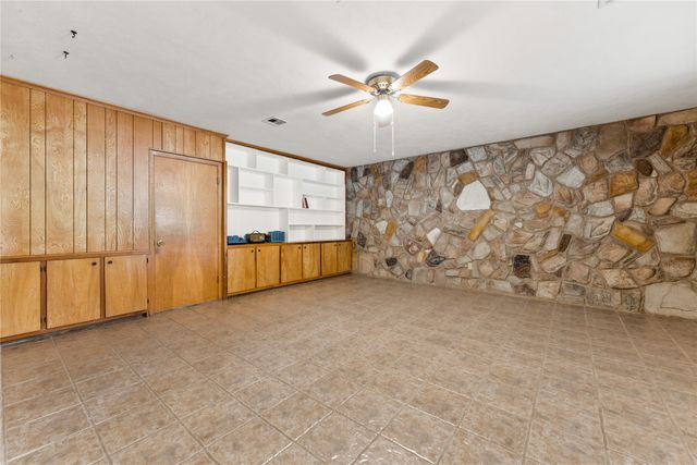 4325 Shady Glen Drive, Waco, TX 76708
