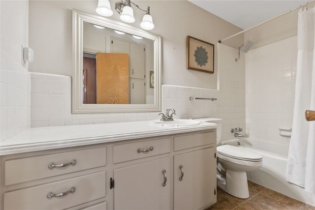 4325 Shady Glen Drive, Waco, TX 76708