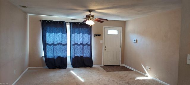 2876 Bamberg PL, Virginia Beach, VA 23453