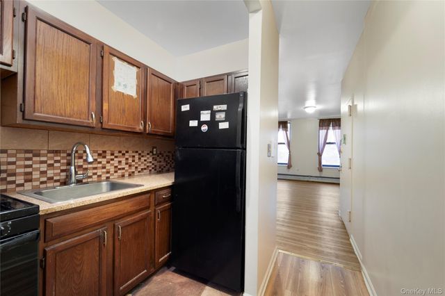 369 Marion Street 2B, Brooklyn, NY 11233