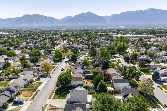3295 W 8475 S, West Jordan, UT 84088