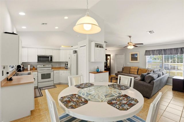 515 NE 5TH PLACE, Cape Coral, FL 33909