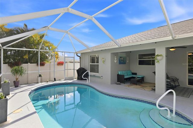 515 NE 5TH PLACE, Cape Coral, FL 33909