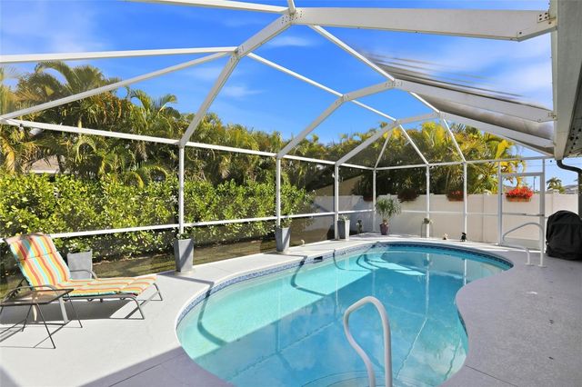 515 NE 5TH PLACE, Cape Coral, FL 33909