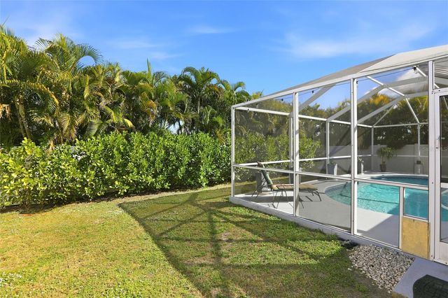 515 NE 5TH PLACE, Cape Coral, FL 33909