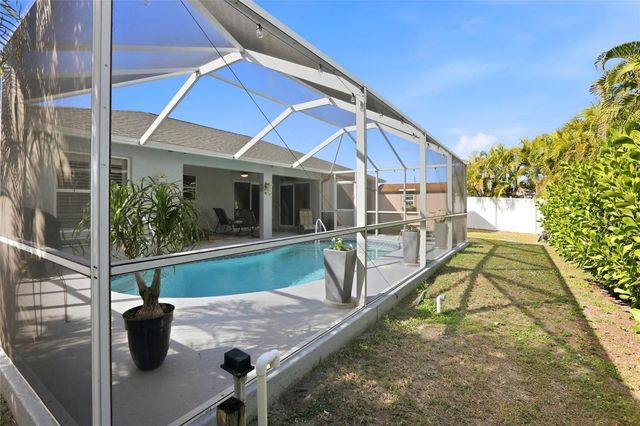 515 NE 5TH PLACE, Cape Coral, FL 33909