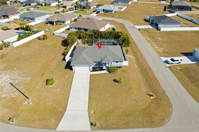 515 NE 5TH PLACE, Cape Coral, FL 33909