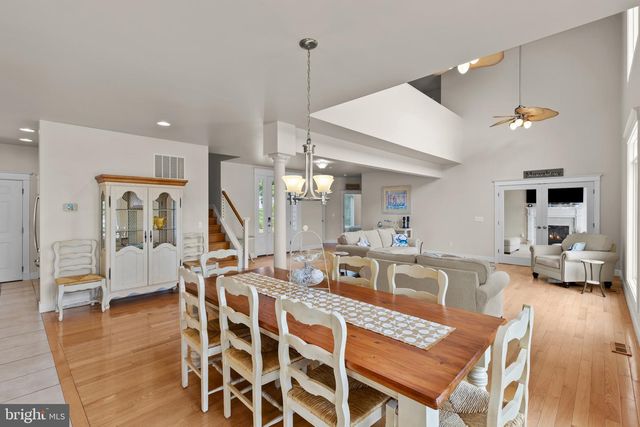 3733 THOMAS POINT RD, Annapolis, MD 21403