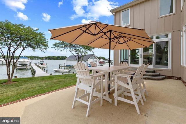 3733 THOMAS POINT RD, Annapolis, MD 21403