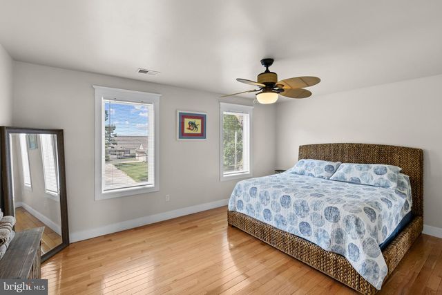 3733 THOMAS POINT RD, Annapolis, MD 21403